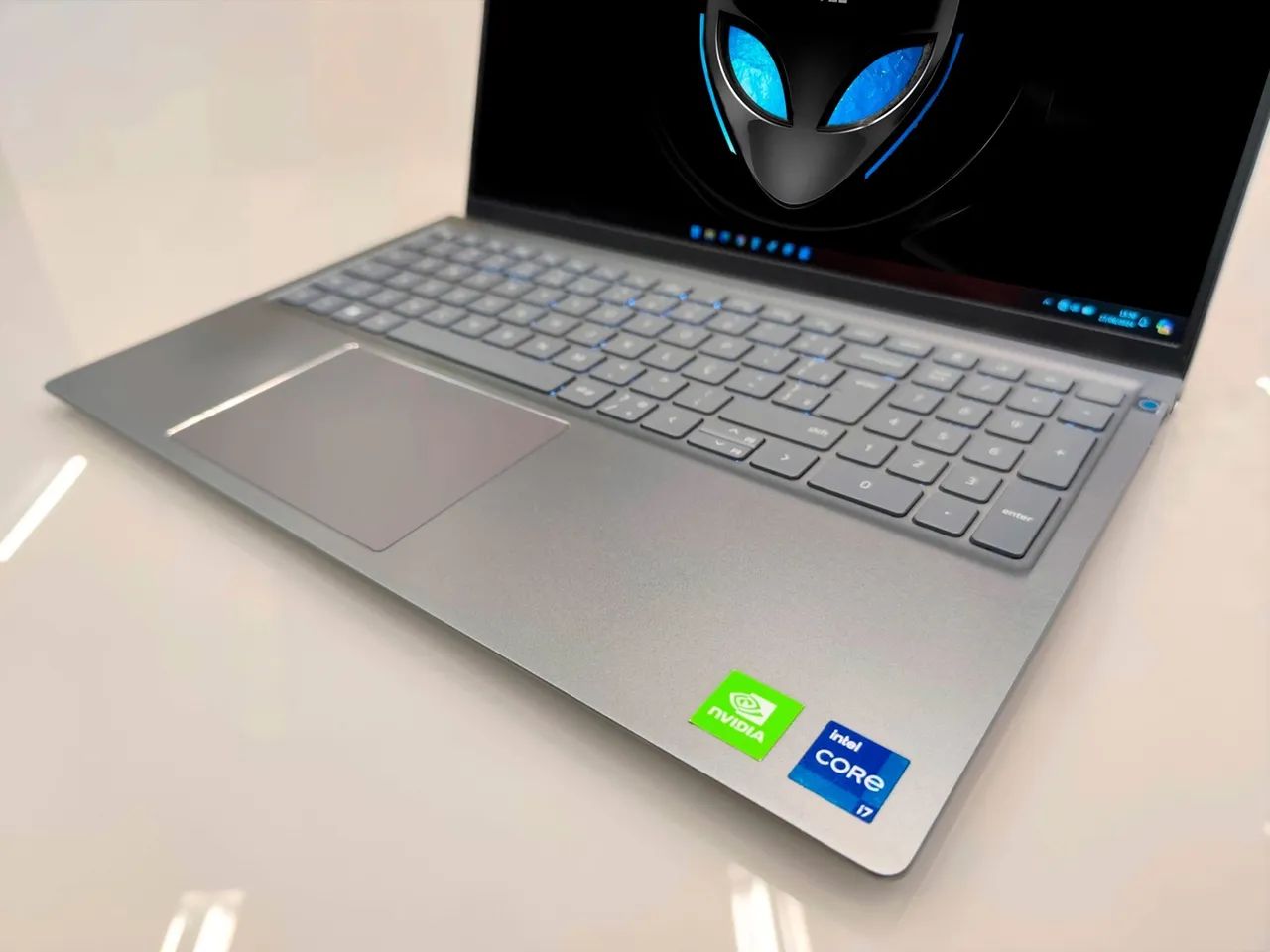 NOTEBOOK DELL I7 / NVIDIA/ BIOM - TELA 120 HRTZ - Foto 2