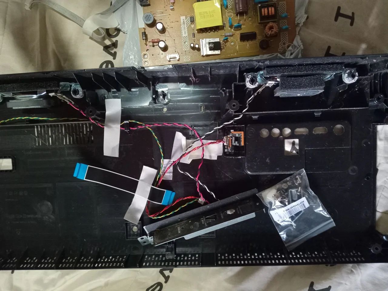 Peças de tv aoc 32 smart - Foto 4