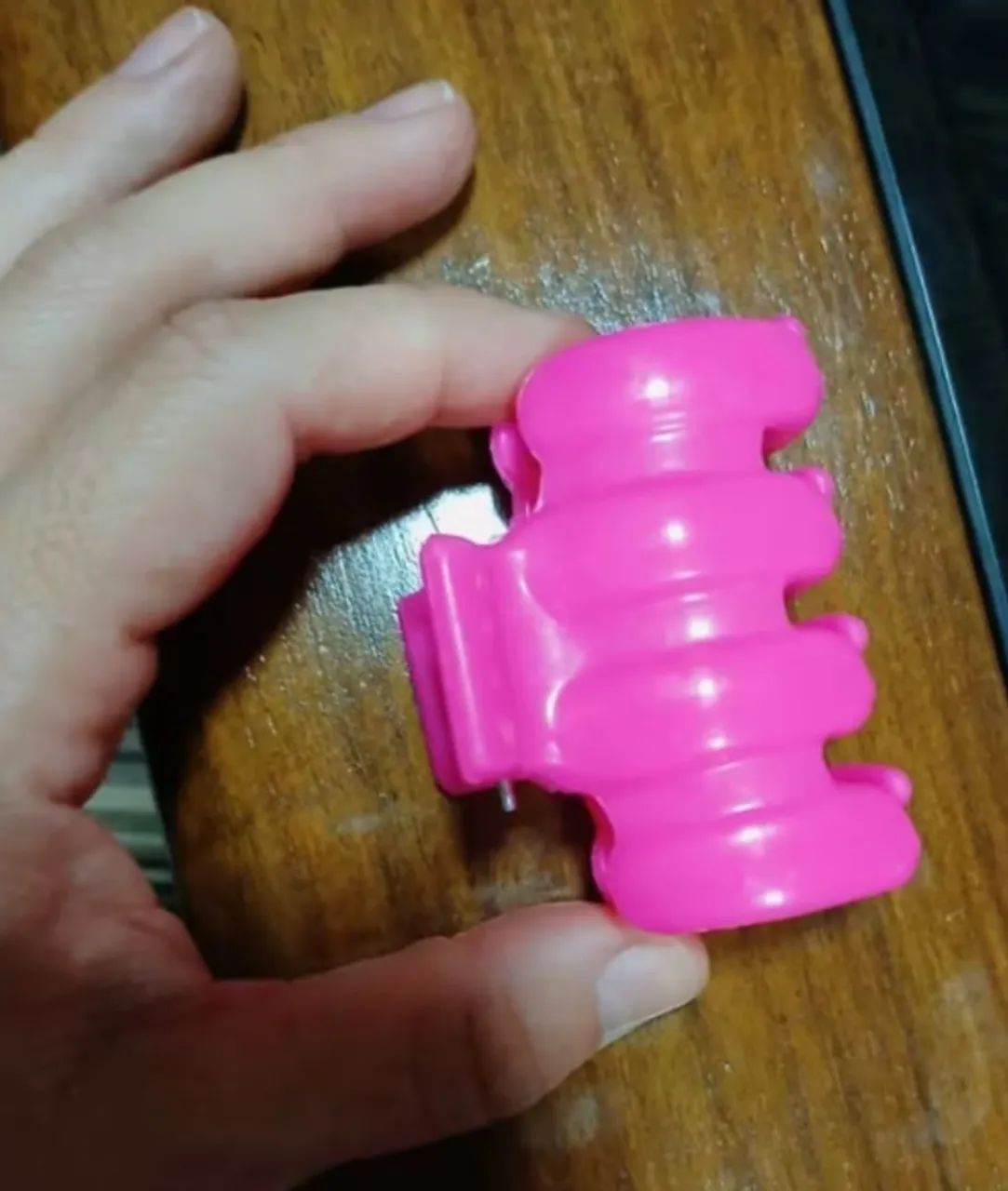 Prendedor de cabelo rosa tipo "piranha " 4 dentes - Foto 3