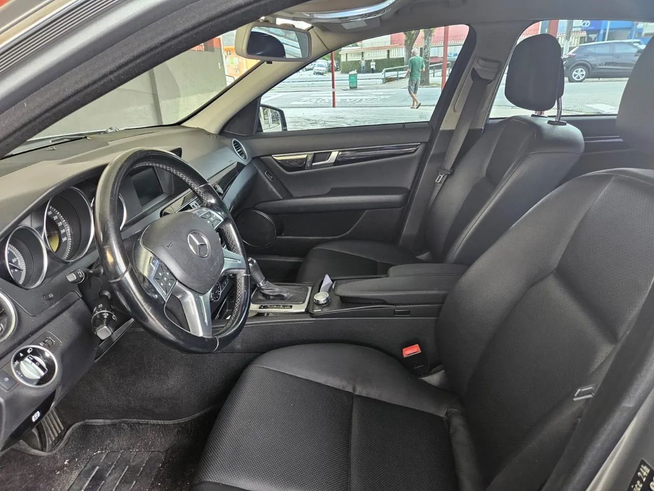 MERCEDES-BENZ | C-180 | 2012 | 1.8 | TURBO - Foto 5