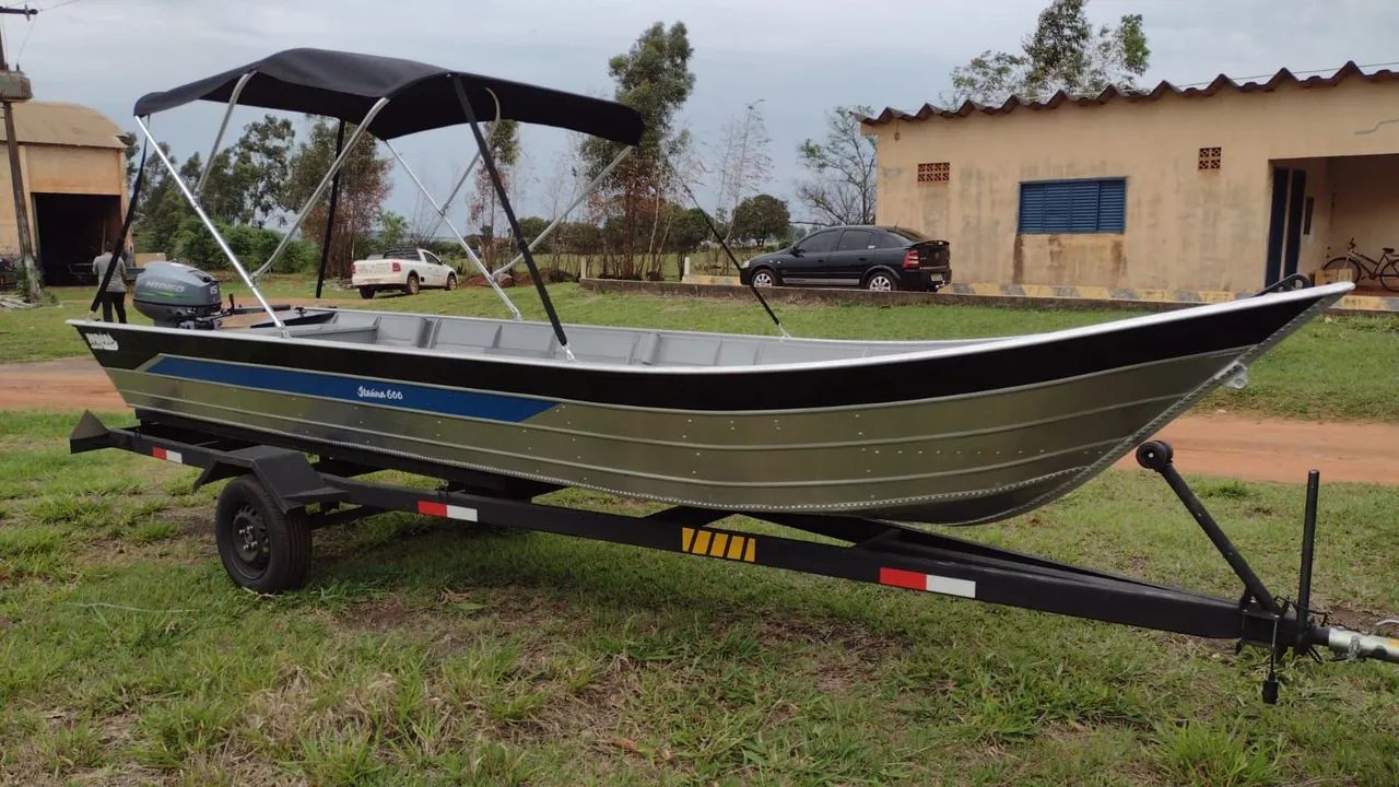 Barco de alumínio e motor de popa  - Foto 4