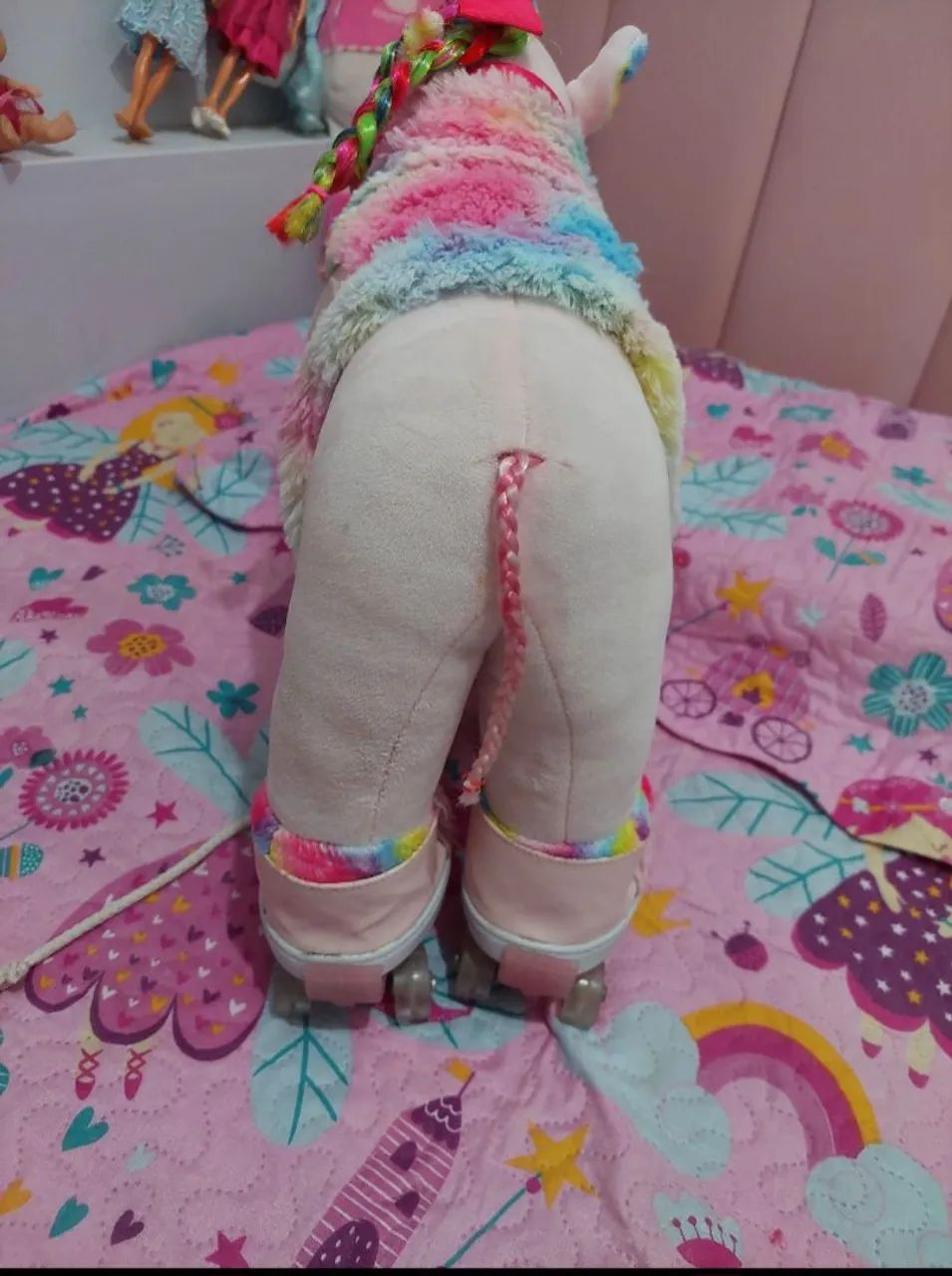 Unicórnio de pelúcia com patins marca Criamigos - Foto 4