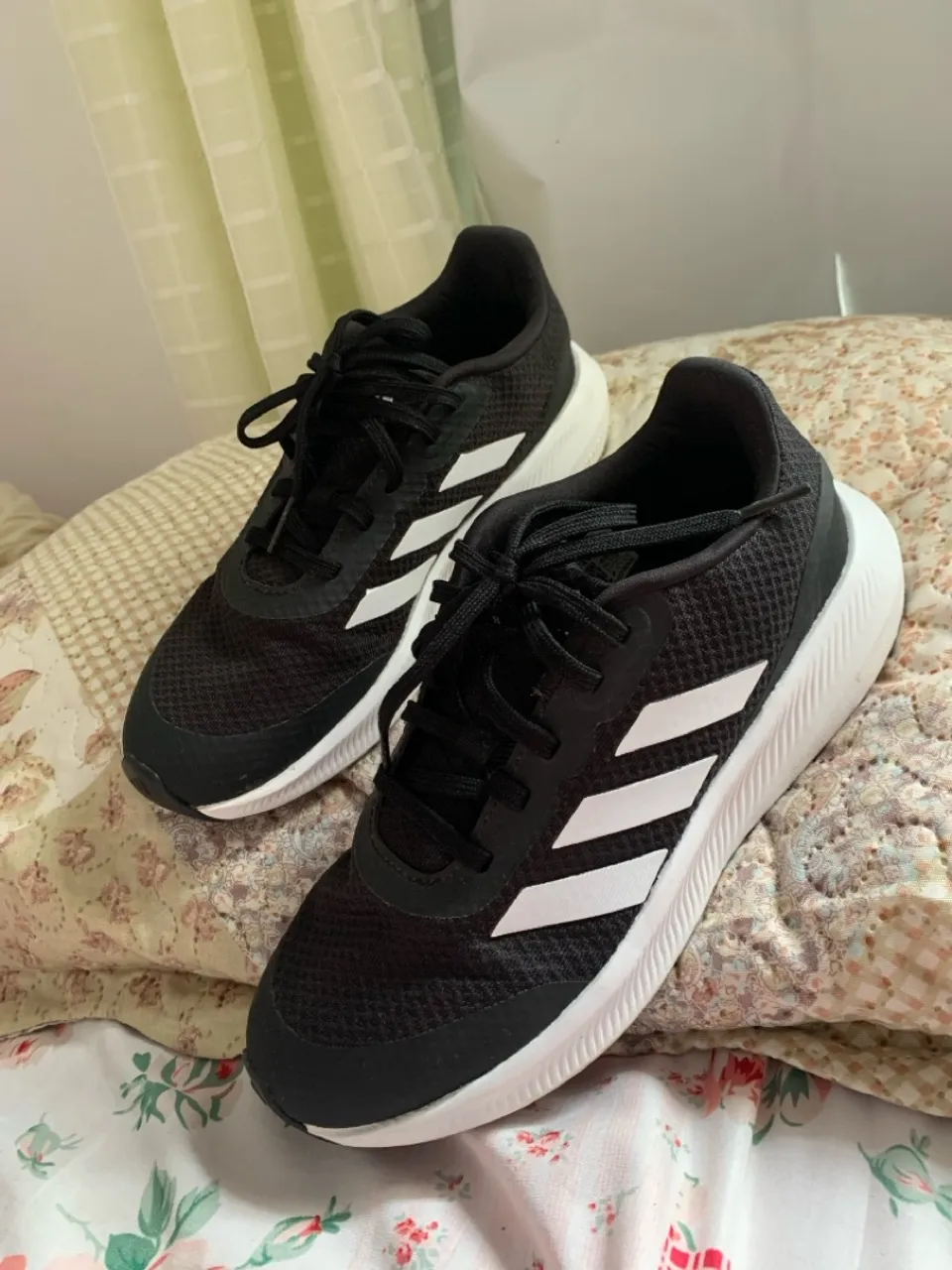 Tênis Adidas original, TAM 35!!