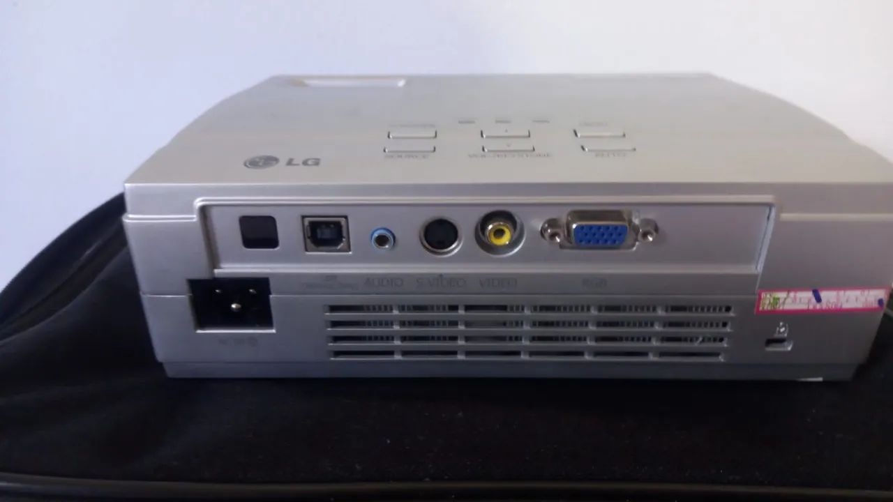 Projetor lg otimo estado. Lamp 190h R$ 399 - Foto 5