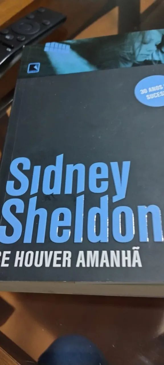 Livro Se Houver Amanhã - Sidney Sheldon  - Foto 2