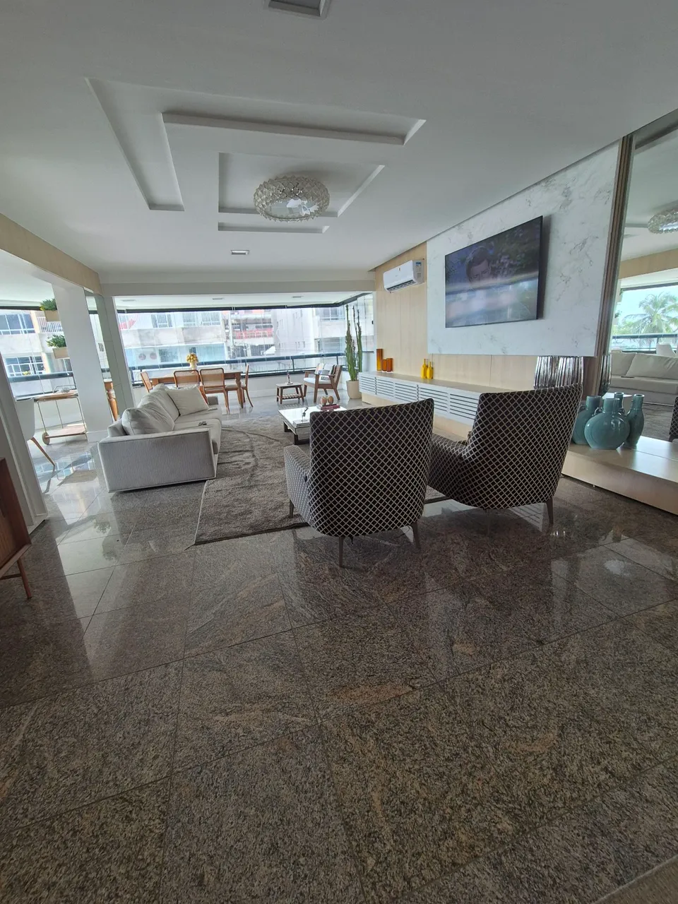 Vendo apartamento na Ponta d'areia