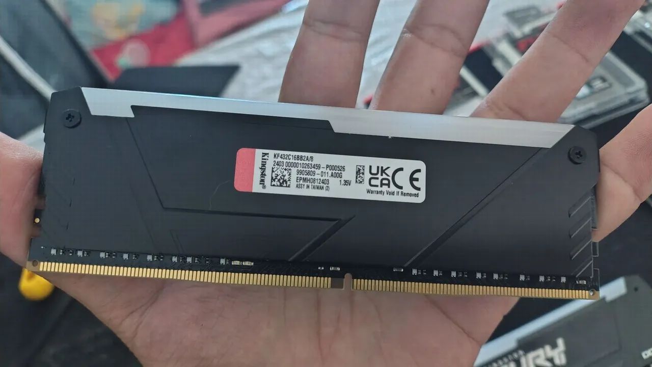 32GB 4x8  Fury Beast RGB 3200Mhz  - Foto 3