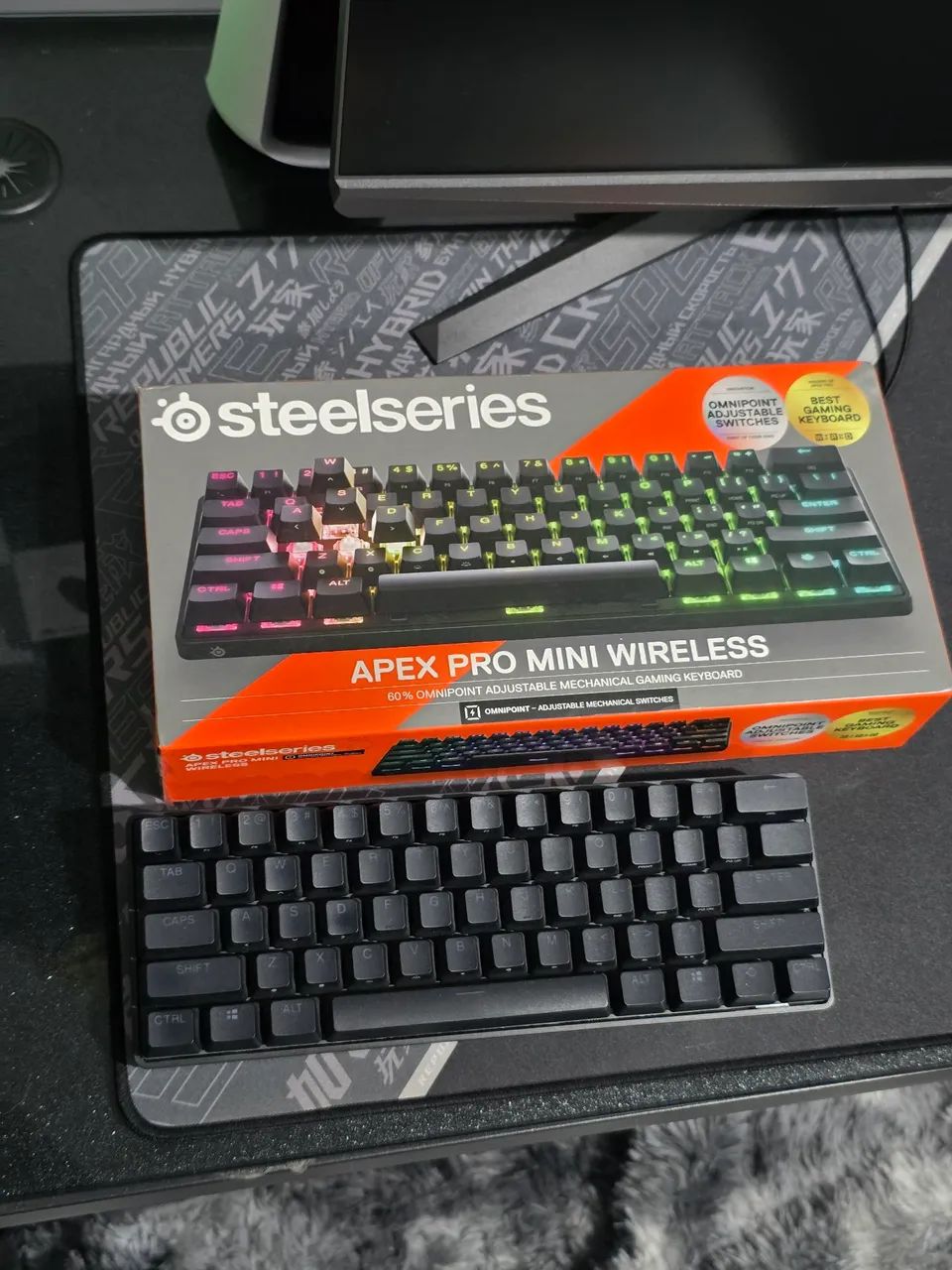 Teclado SteelSeries Apex Pro Mini Wireless