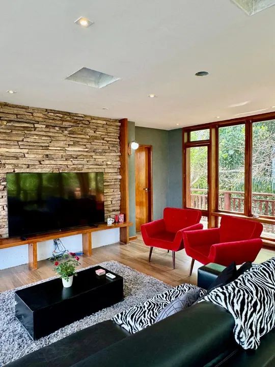 Casa Temporada Luxo com Piscina e Churrasqueira