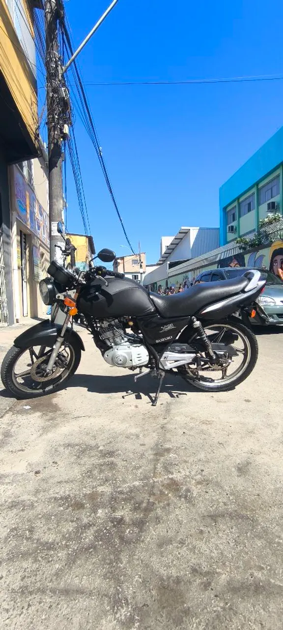 Suzuki yes 125 revisada e com peças novas