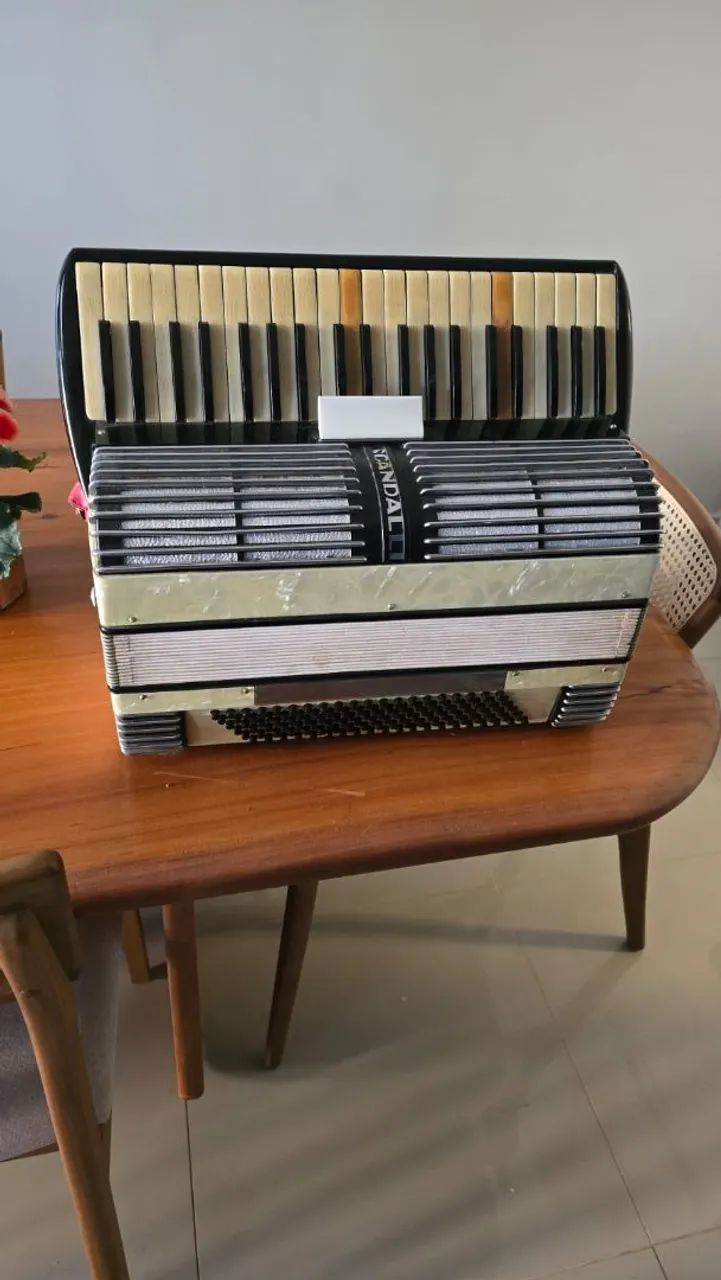 Acordeon Scandalli 131R - Vintage - Foto 5