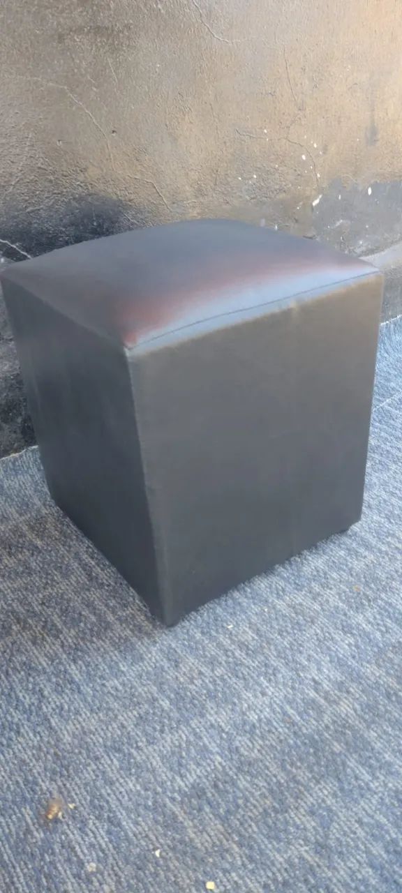 Puff Quadrado (NÃO FAZEMOS ENTREGA)