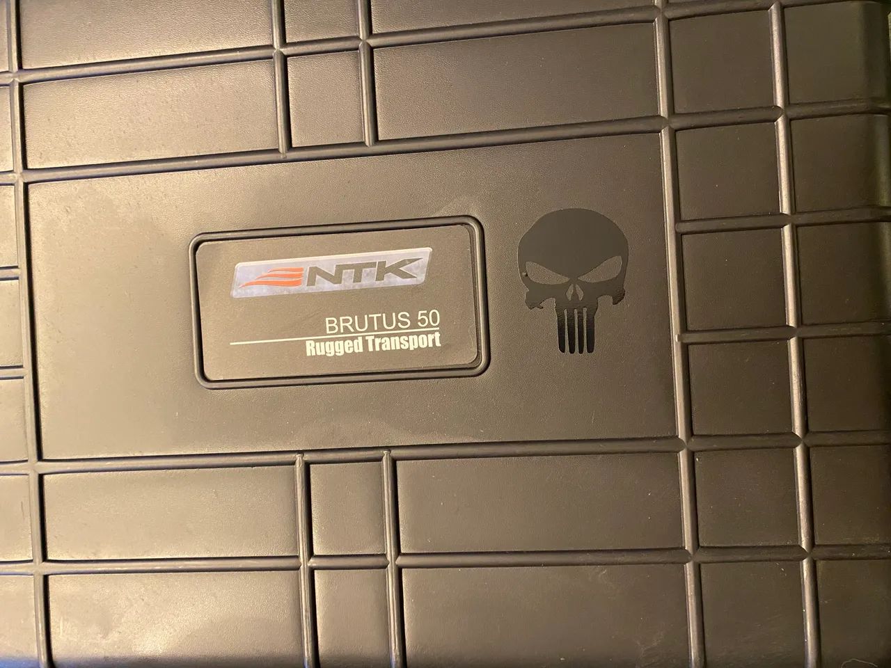 Maleta Rígida NTK Brutus 50 - Tipo Pelican