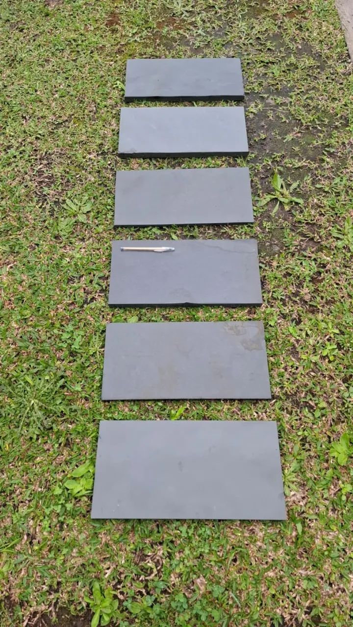 Kit 10 peças Pisante Grama 20X40 cm - Foto 4