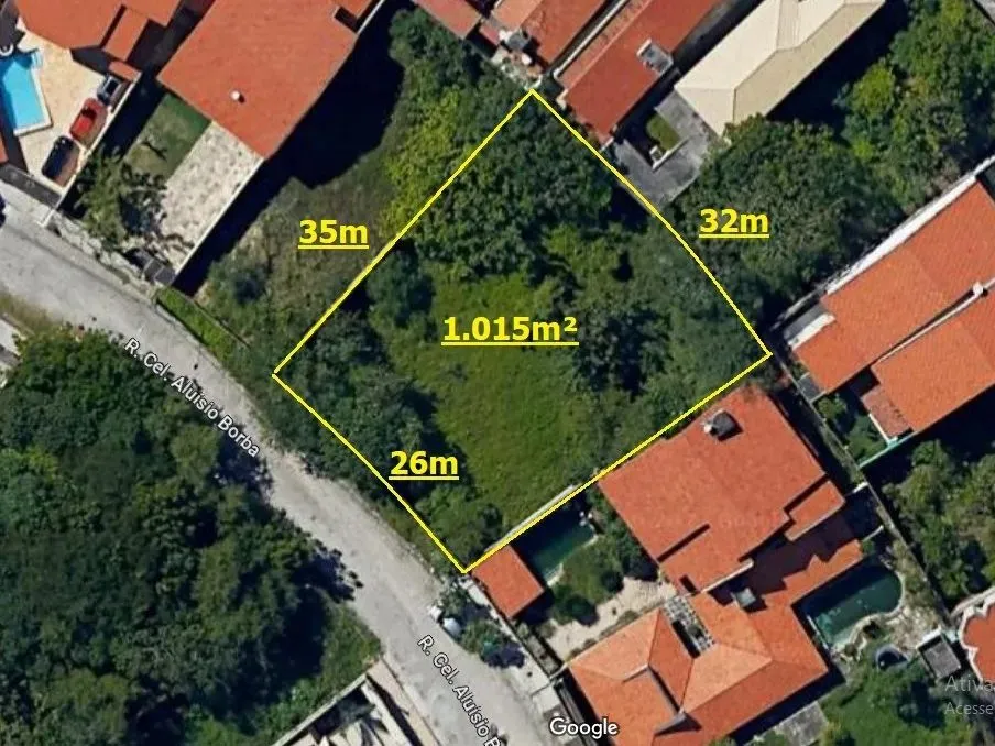 Imóvel para venda tem 1006 metros quadrados em Engenheiro Luciano Cavalcante - Fortaleza -