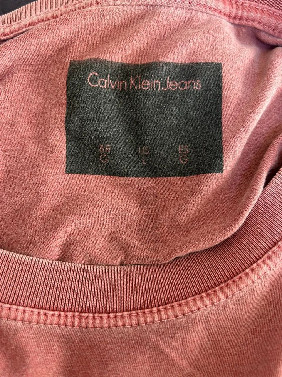 Camiseta Calvin Klein CK One - Original - Foto 2