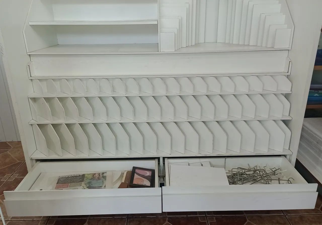 EXPOSITOR DE ENVELOPES64584784496770121