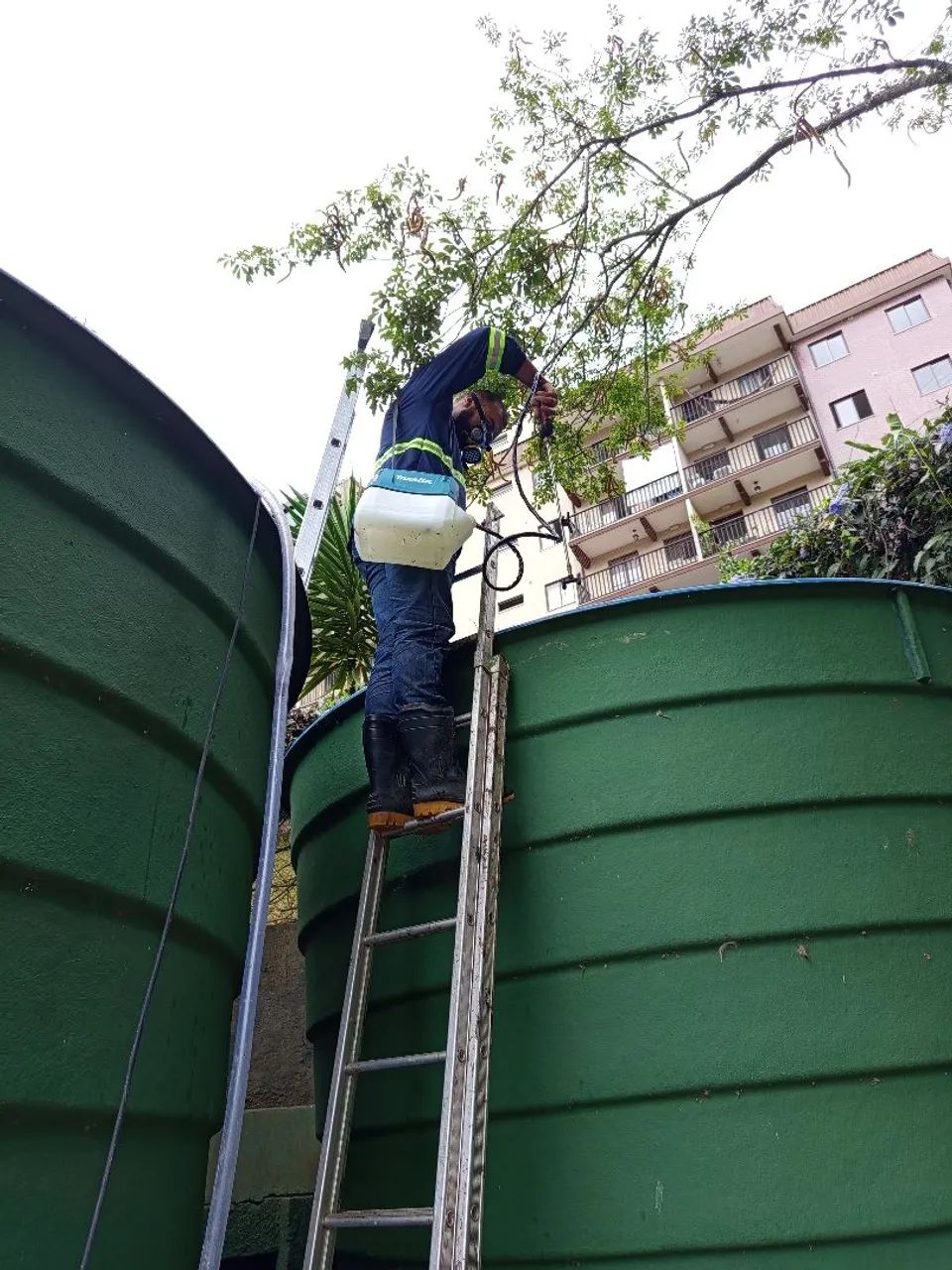 Limpeza de caixa d'água com laudo!! - Foto 2