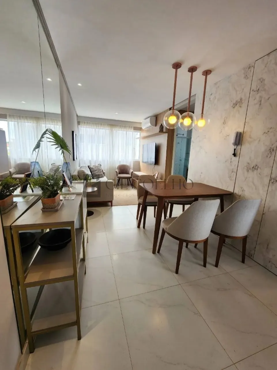 Apartamento à venda com 2 quartos e 1 suíte no bairro primavera em Teresina (Vila Esperanç