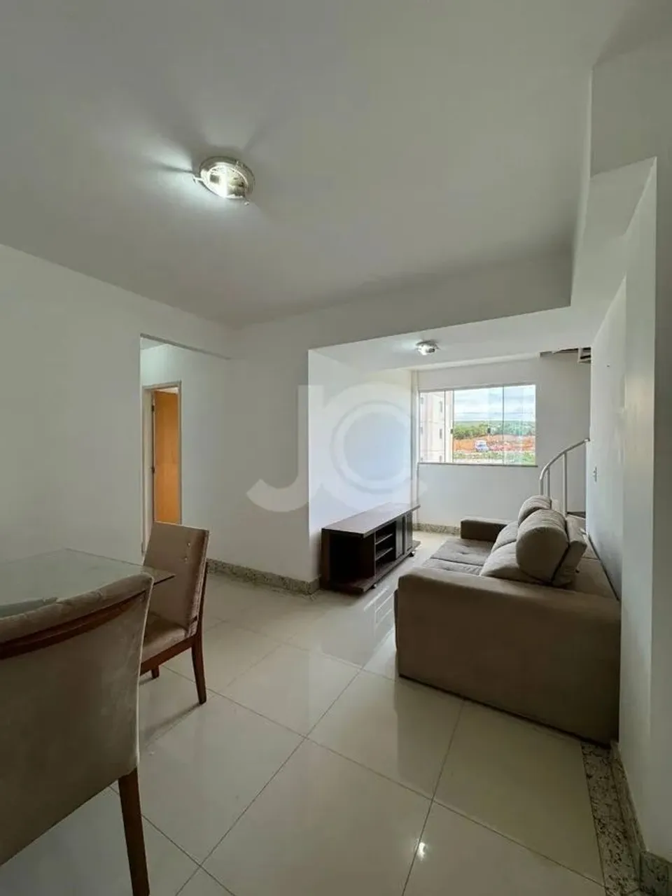 Duplex para venda tem 89 metros quadrados com 3 quartos em Candeias - Vitória da Conquista