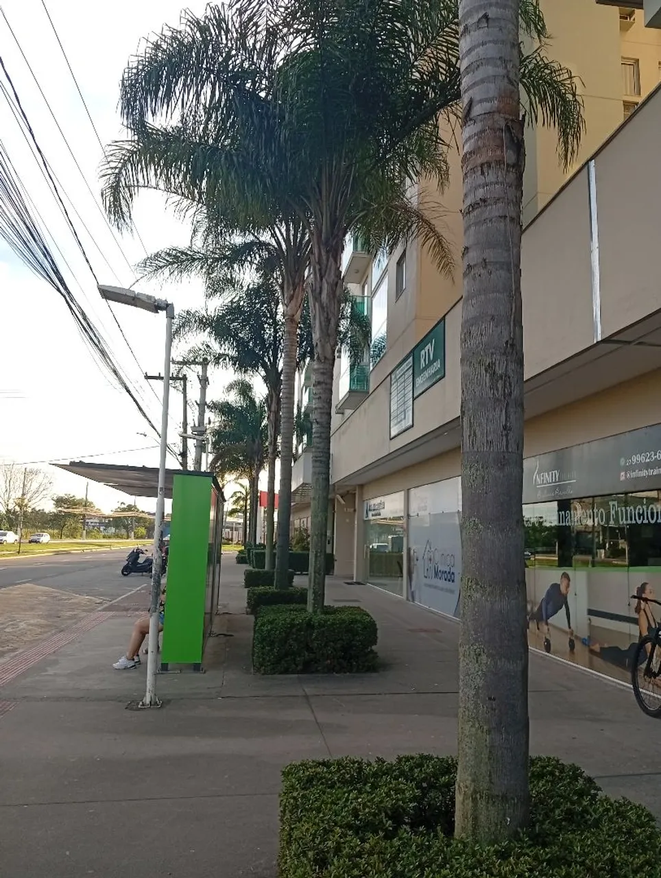 Vendo Salas Cooperativas em Morada de Laranjeiras na Serra