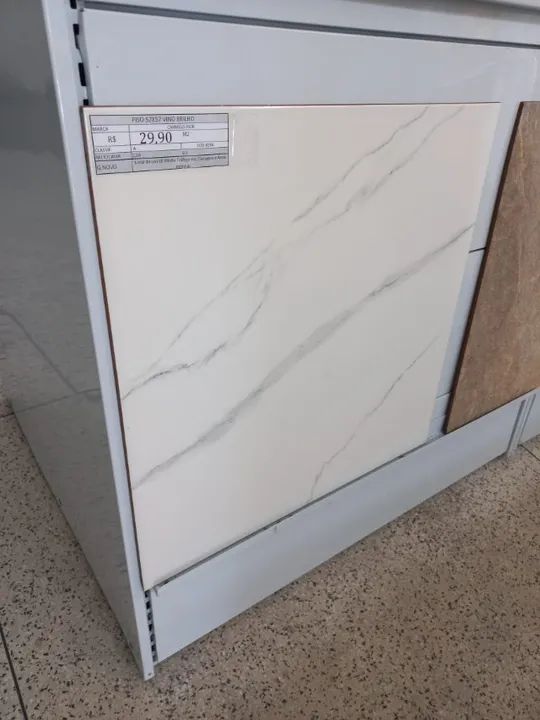 Piso 57x57 Vino brilho Carmelo Fior - Foto 2