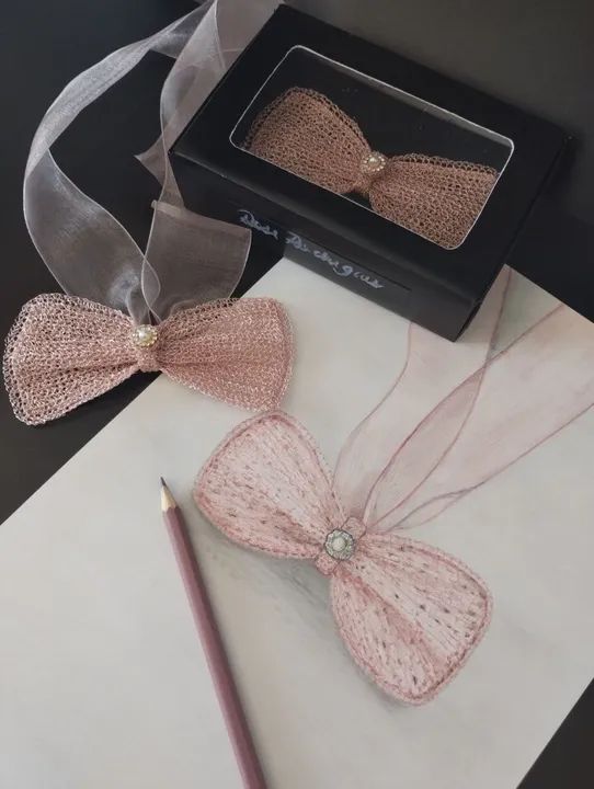 Colar feminino em fio de metal crochetado - Foto 4