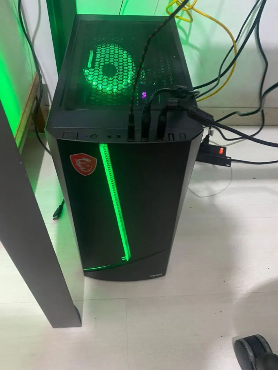 Selling Complete Gaming PC **Offers Accepted64275295434371121