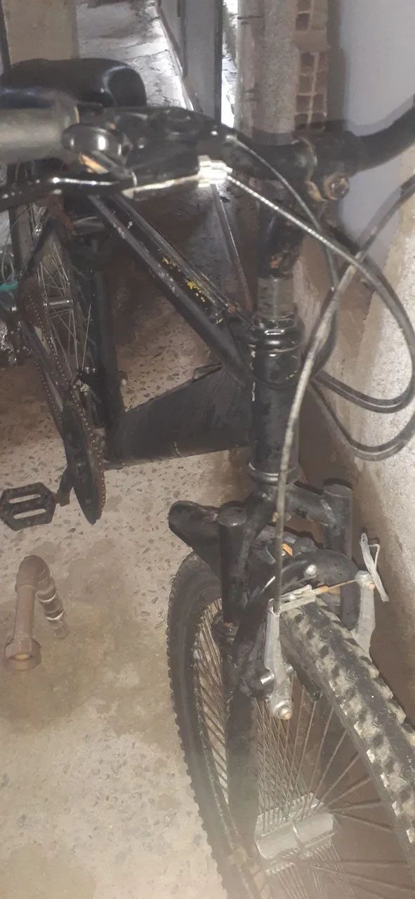 Bicicleta de montanha preta - Foto 2