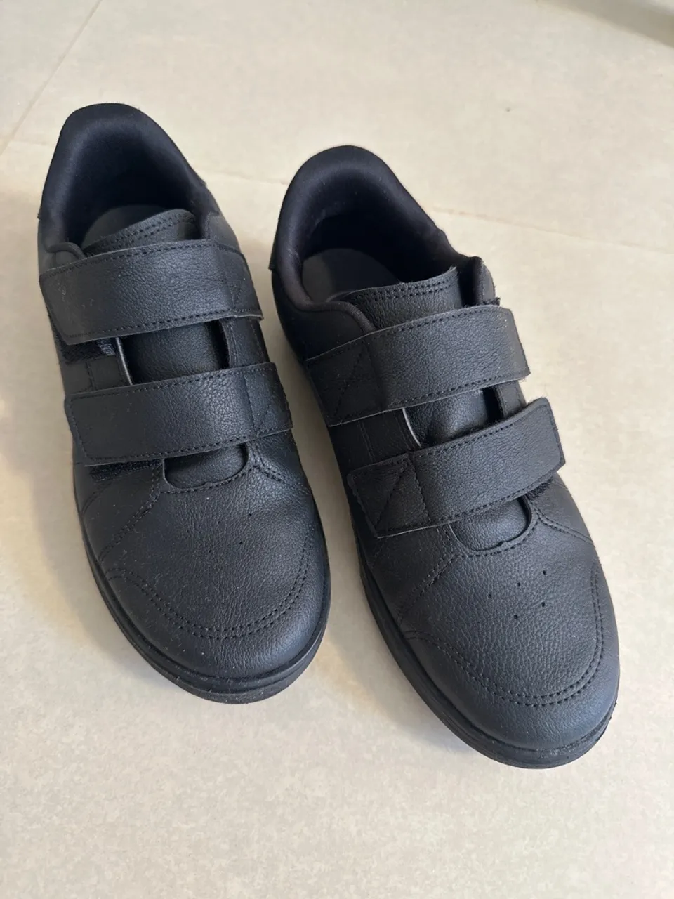 Tênis Infantil Preto com Velcro