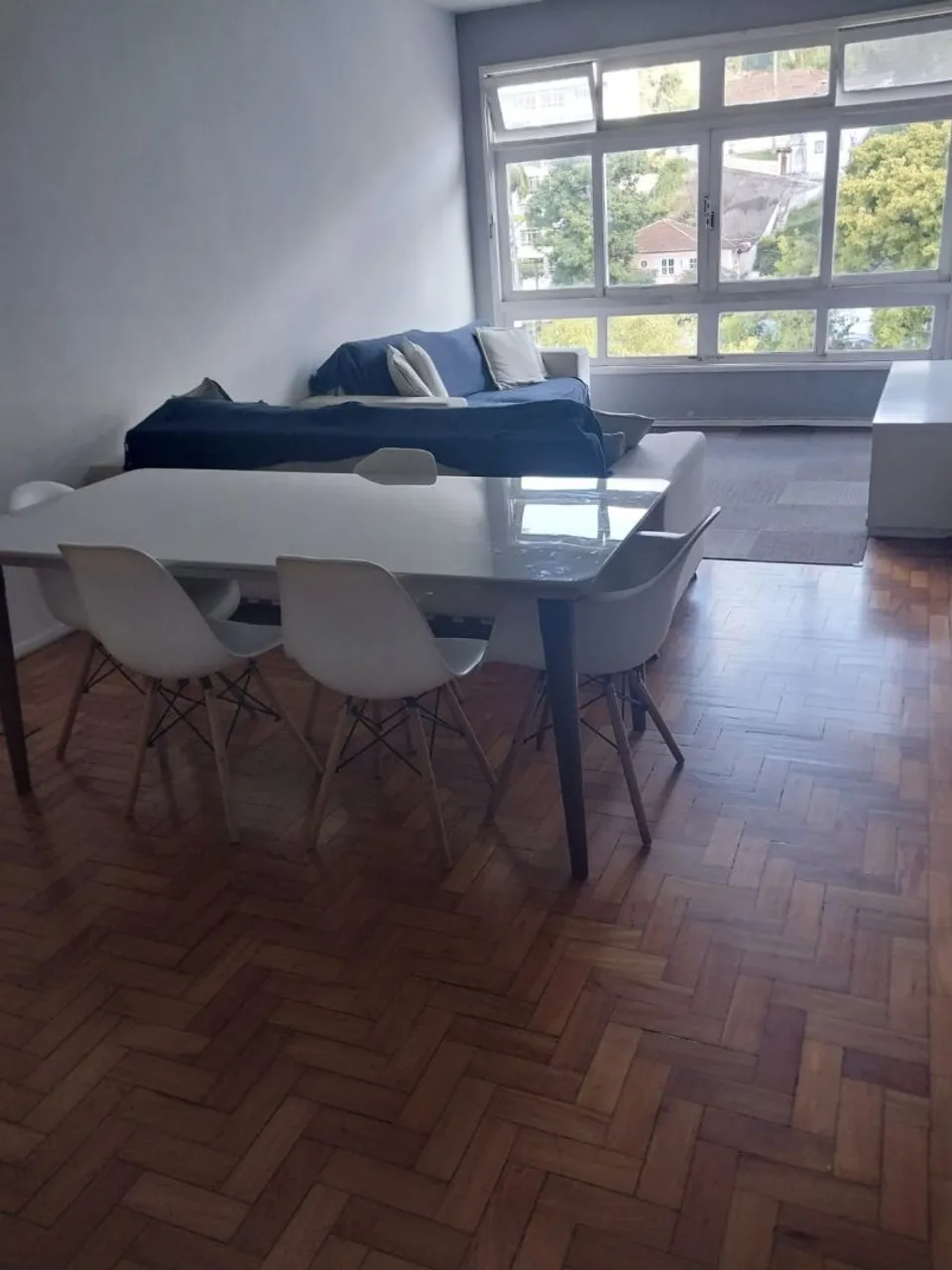 Alugo apto Roberto Silveira