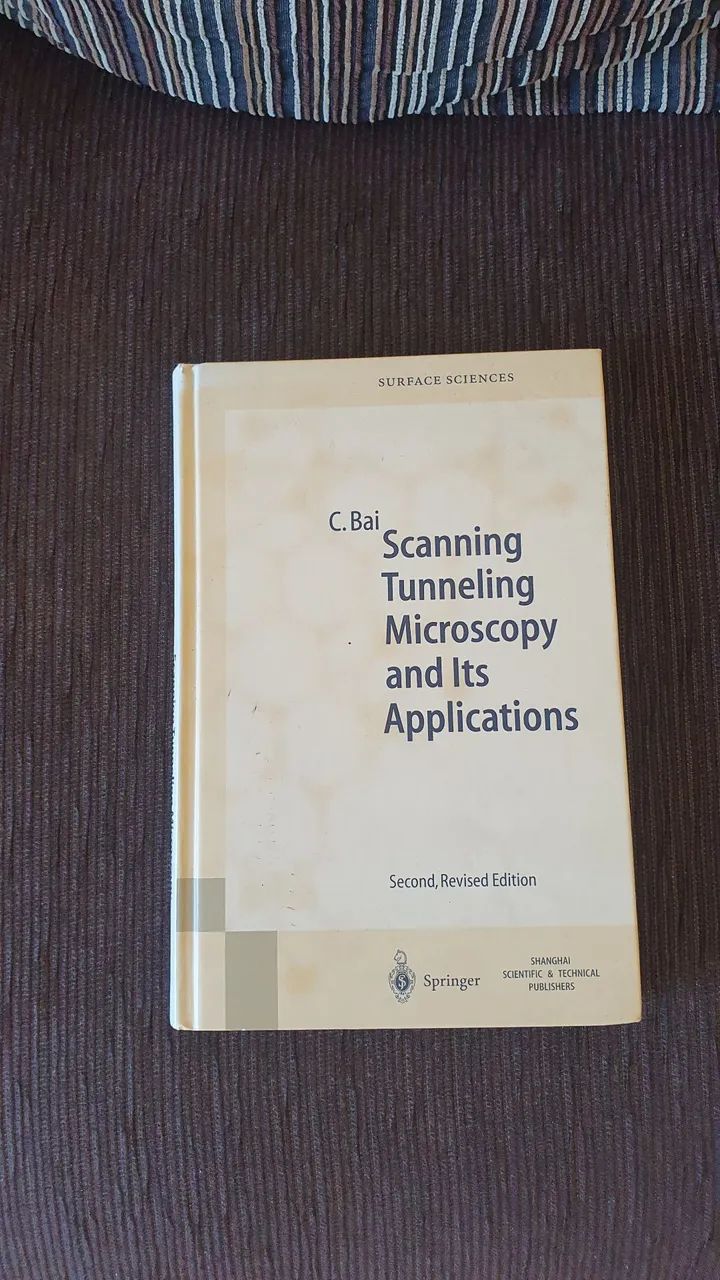 Livro: Scanning Tunneling Miscroscopy and its Applications