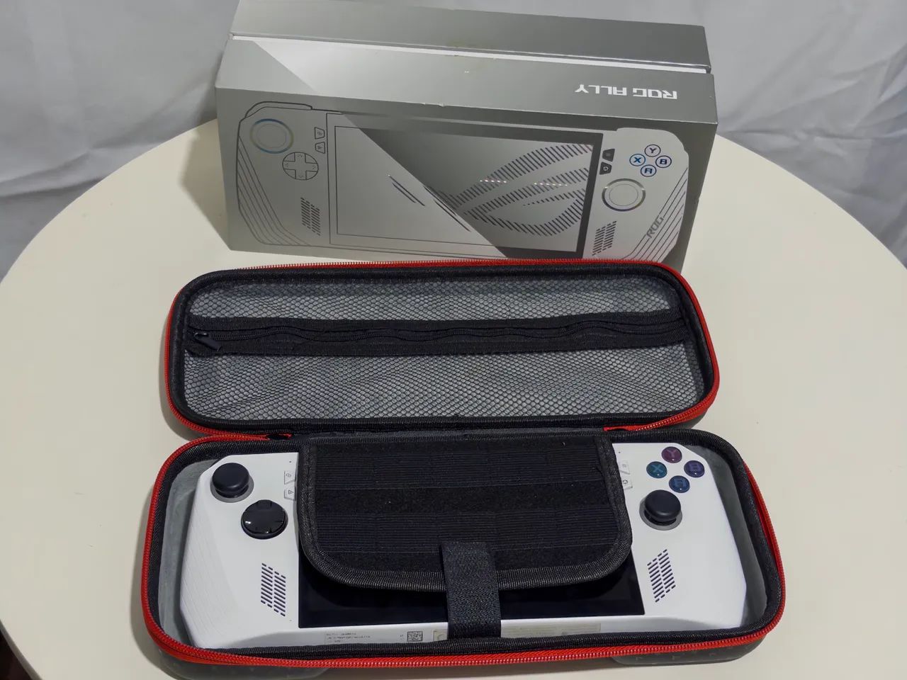 ROG Ally z1 Extreme 1TB