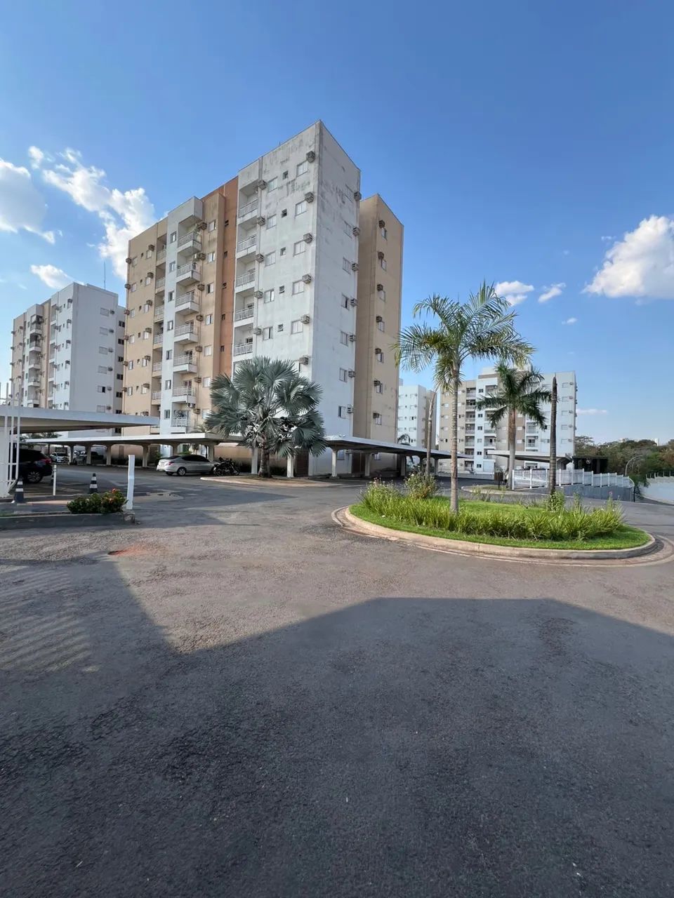 Vende-se apto no Valle das Palmeiras 