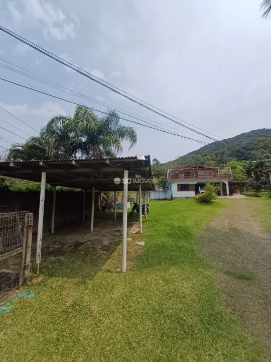 Terreno de 11.375m² no Sambaqui - Foto 3