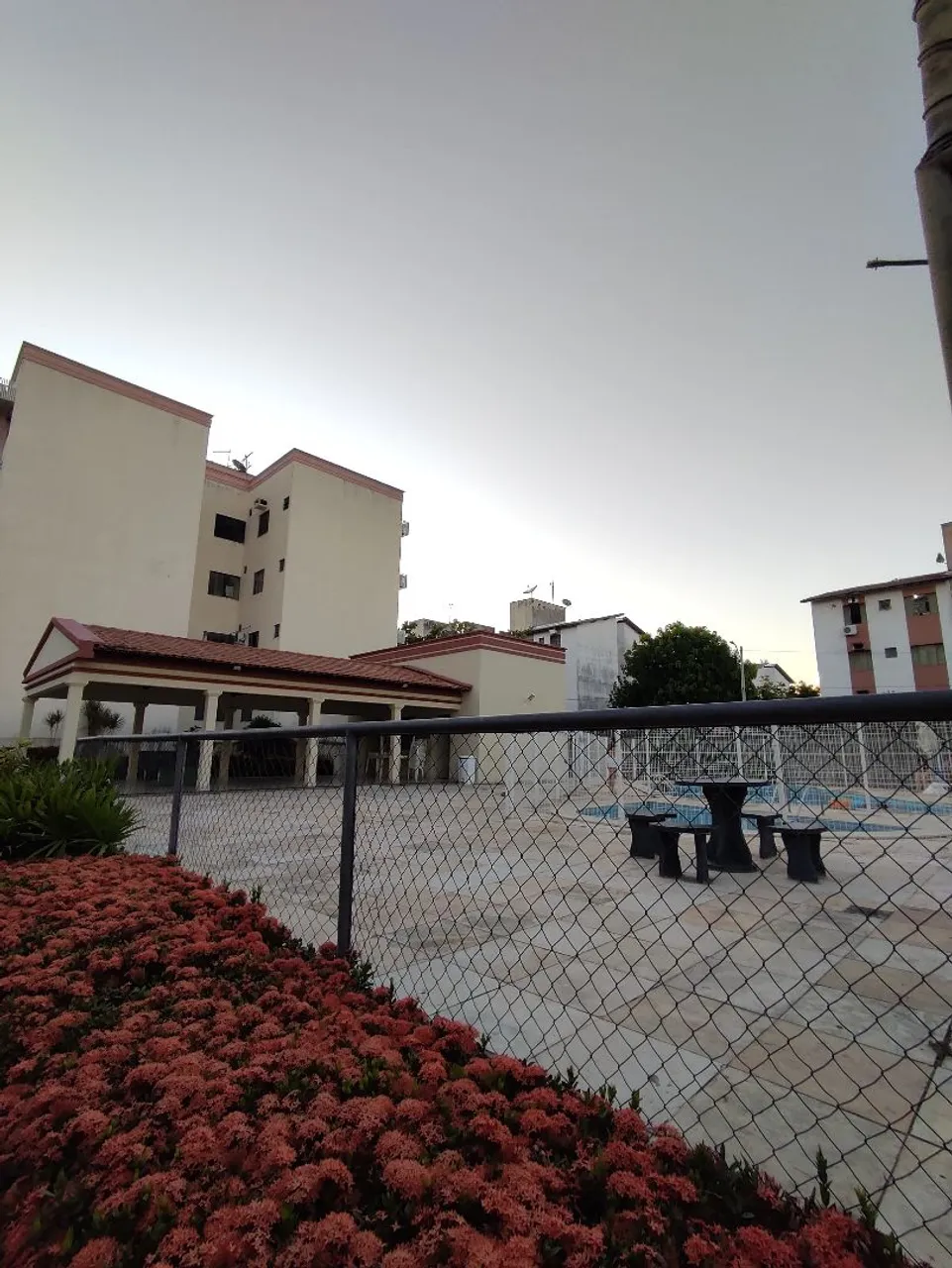 Alx- Apartamento de 3 quartos no bairro Santa Isabel