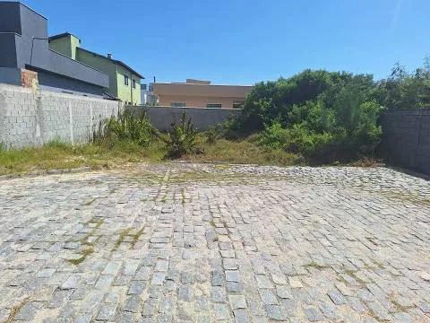 Terreno no condominio Summer beach