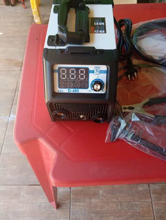 Vendo máquina de solda Mig sem gas eletroldo e tigre