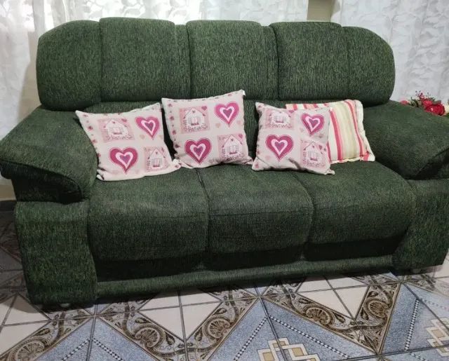 Jogo de sofás de 3 e 2 lugares