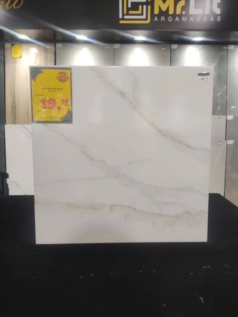 Piso Cerâmico Selena Bege 57x57 R$: 19,99mt² ( Falar com Jéssica )