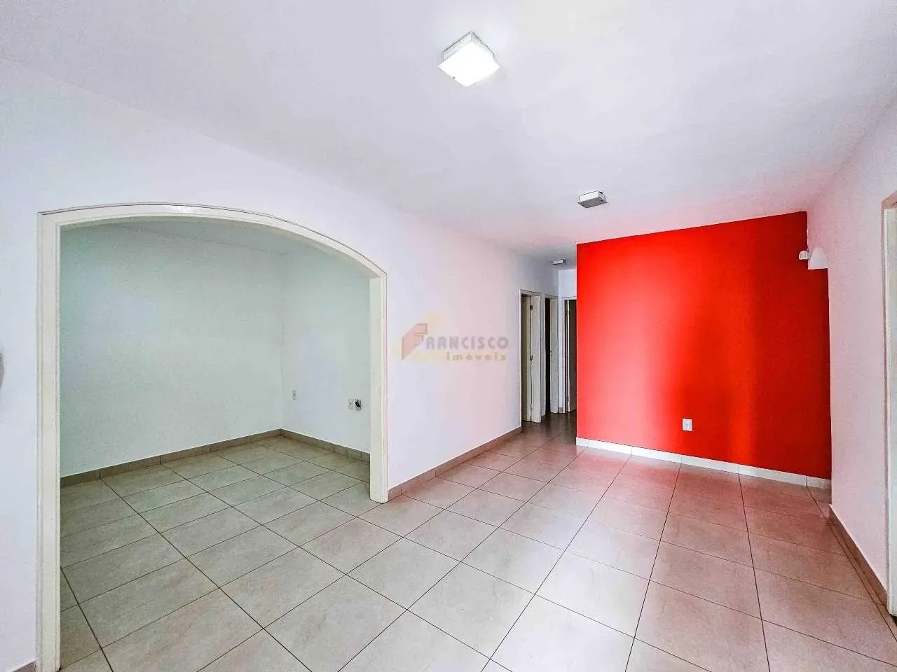 Casa para aluguel, 3 quartos, 1 suíte, 2 vagas, Ipiranga - Divinópolis/MG