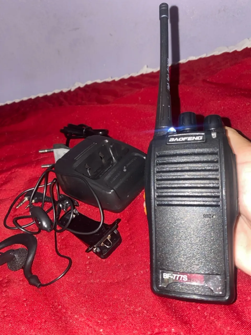 Walkie Talkie Baofeng BF-777S