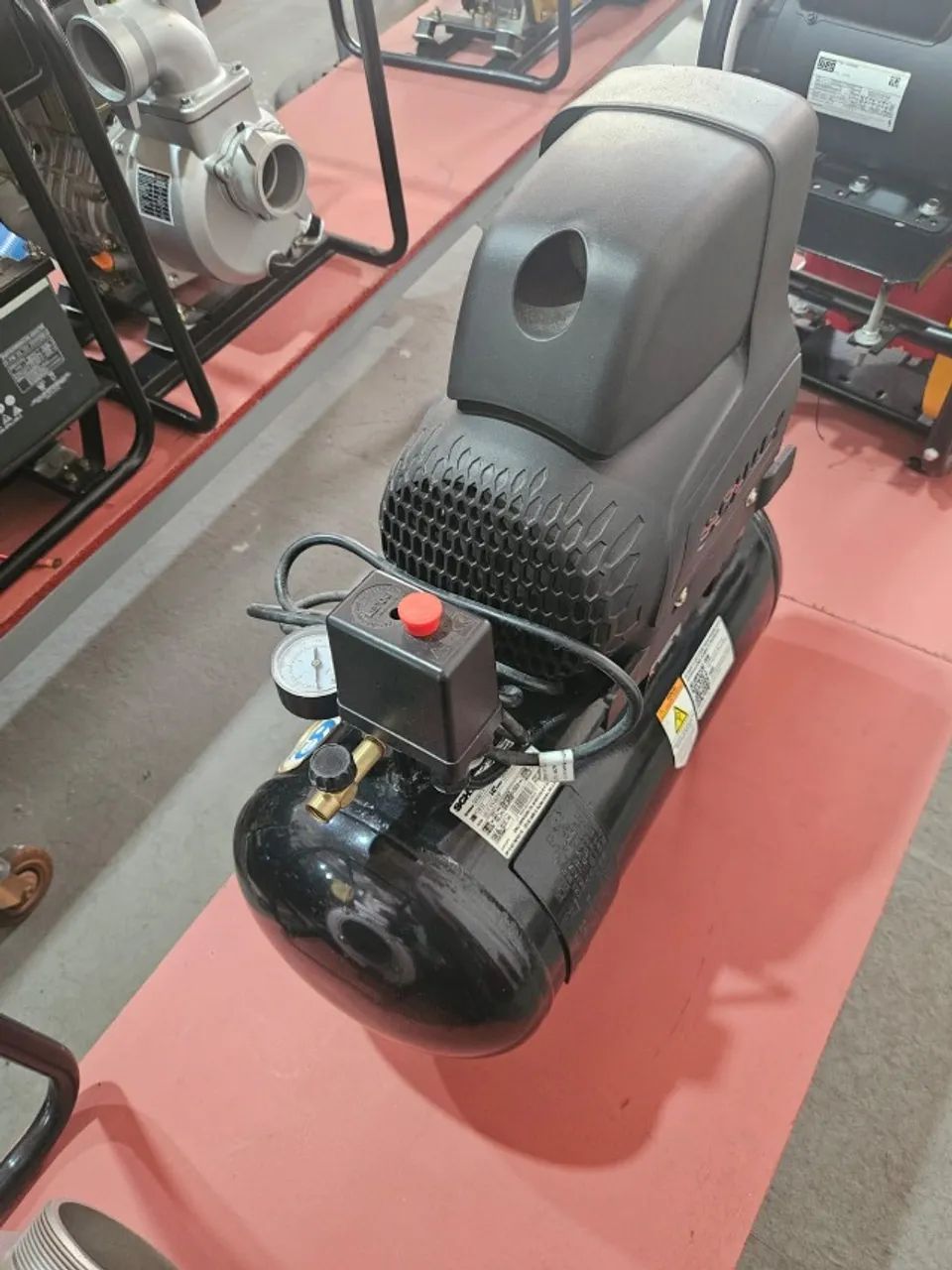 Compressor de ar Schulz CSI 8,6/25 L 2cv 127v - Foto 2