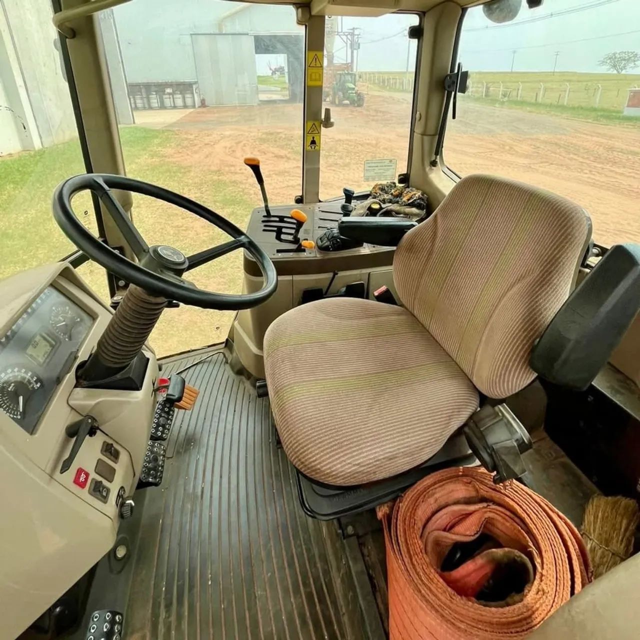 Trator John Deere 6115J - Foto 3