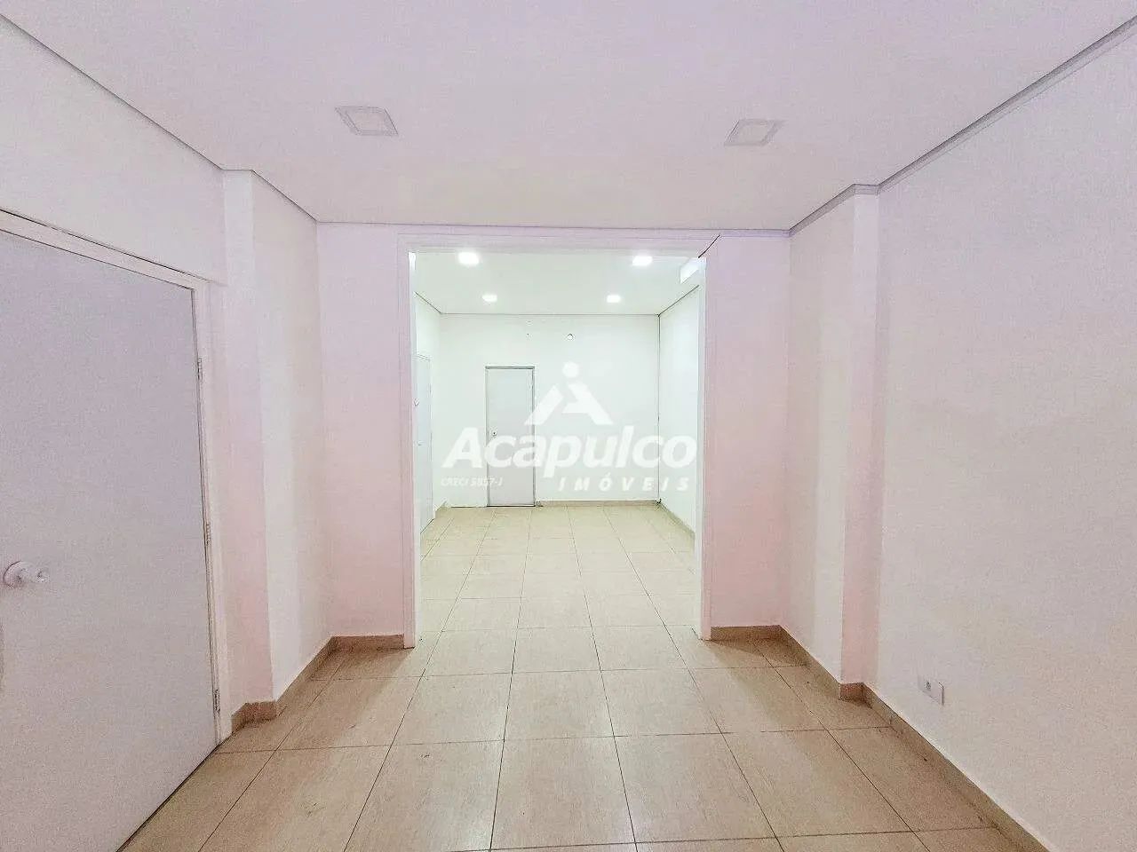 Sala comercial para alugar com 102 m² e 02 vagas de garagem no Centro de Americana/SP - Foto 2