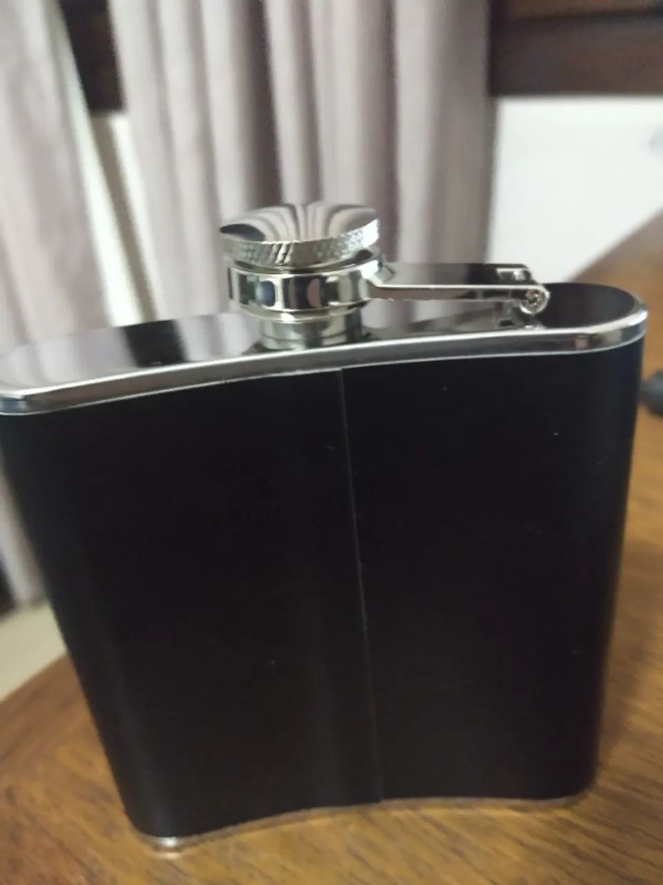 Cantil (Hip Flask) Iron Maiden Importado The Trooper - Foto 5