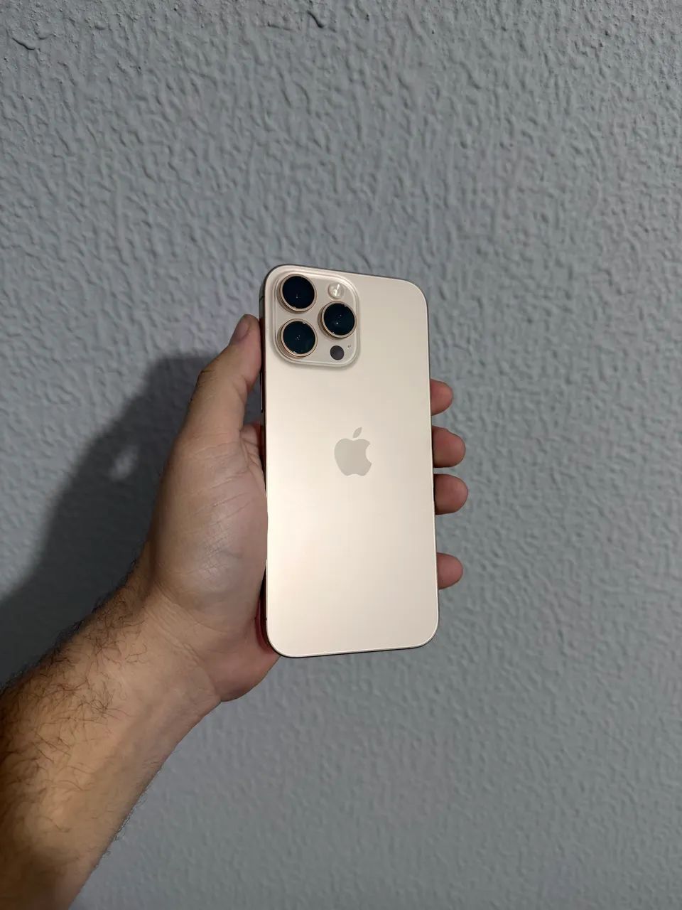 IPHONE 16 PRO MAX 256GB - MENOS DE UM ANO DE USO - Foto 2
