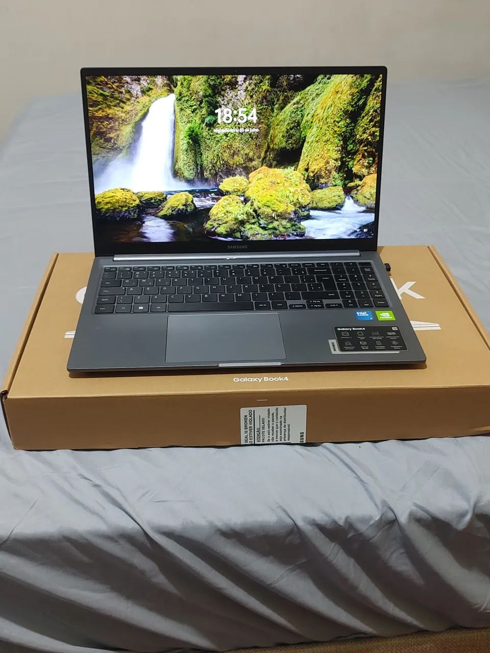 Notebook Galaxy Book 4 SSD 512 e 16Gb de RAM