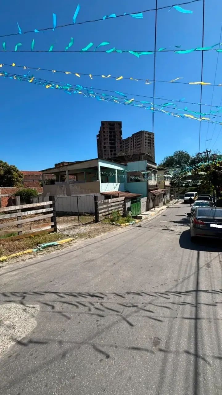TERRENO COM  RGI 360M2 - COLUBANDÊ