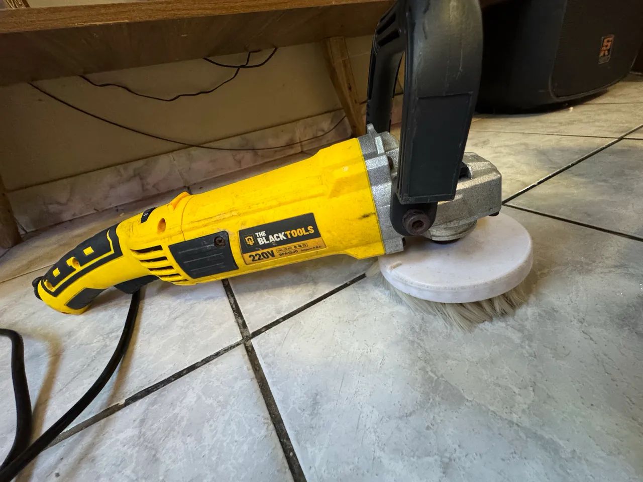 Politriz  Com Nota Fiscal  - Angular Automotiva 7 / 1200W The Black Tools - 220V  - Foto 3
